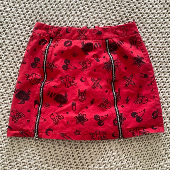 Listen Flavor Harajuku Skirt “Mysterious Pattern” - Picture 1 of 5